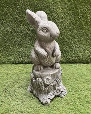Concrete rabbit stump - on,