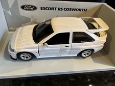 1/18 UT Models Ford Escort Cosworth 180 082103 White 1992 Rare Mint Condition  
