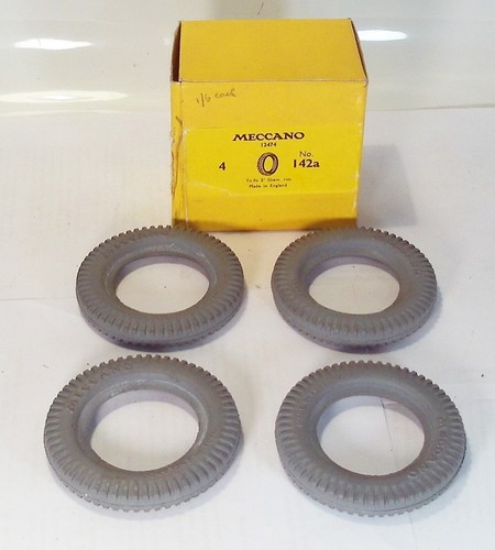 Trade box four - four, meccano