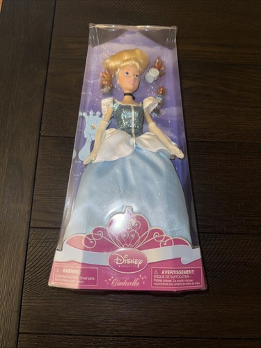 Disney store exclusive - disney,