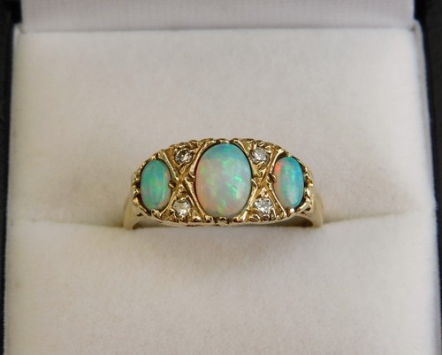 Superb 9ct yellow gold - &,