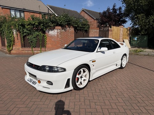 R33 nissan skyline gtst - r33,