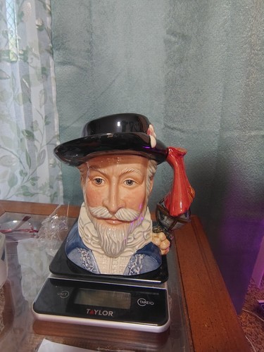 Royal daulton character jug - royal,