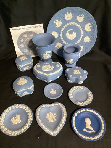 Wedgwood blue jasperware - wedgwood,