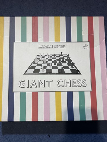 Lucas hunter giant chess - lucas,