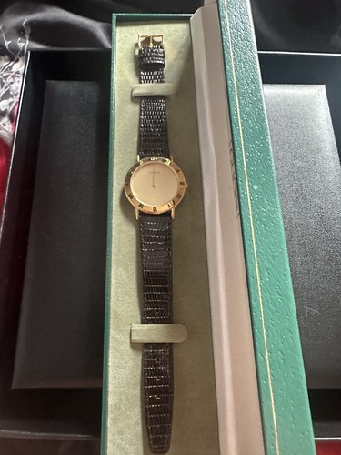 Gucci quartz watch - gucci,