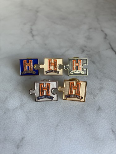 Right fit ale pin badge - right,