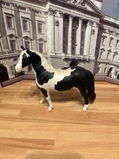 BESWICK PINTO PONY PIEBALD 2ND