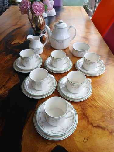 Vintage royal doulton - 21, pc