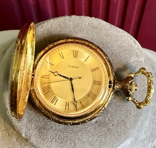 Vintage timex gold - timex, gold-tone