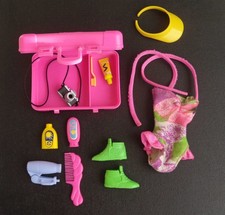 Hasbro Sindy doll ~ HOLIDAY