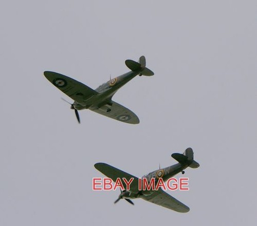 Photo spitfire and - spitfire, hurricane