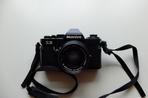 Mamiya 35mm slr camera - camera, w/