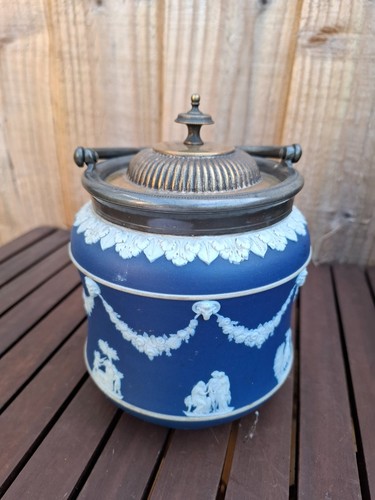 Vintage wedgewood jasper ware - wedgewood,