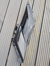 2019 SUZUKI GSX250R LEFT HAND TANK/SEAT SIDE PANEL.