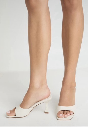Size boohoo padded sock - 8,