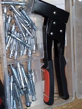 Molly Hollow Wall Anchor Plasterboard Setting Tool &  Fixings