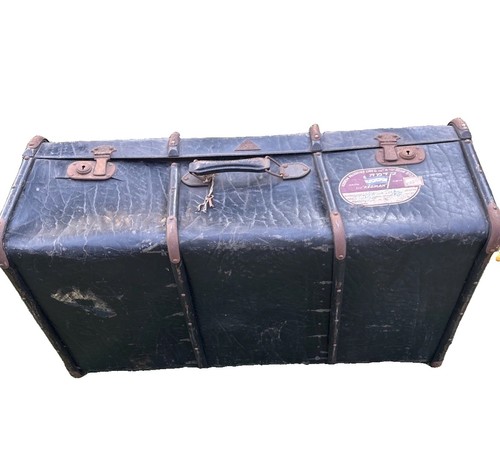 Vintage trunk jewish passenger - vintage,
