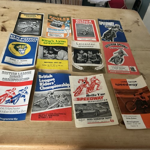 Speedway programmes early 70s - programmes,