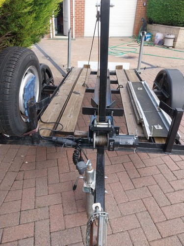 Motorcycle trailer carries 1 - motorcycle,