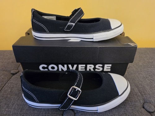 Brand new converse - brand,