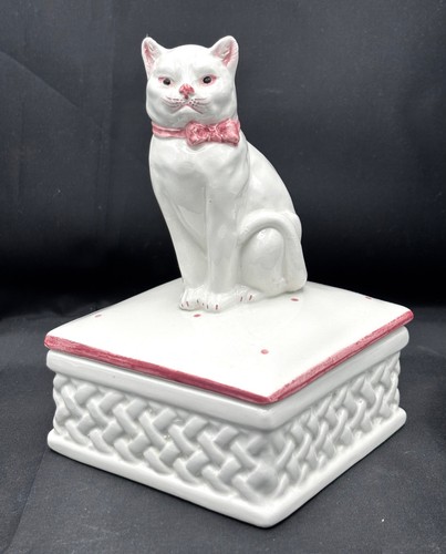 Italian ceramic trinket box - ceramic,