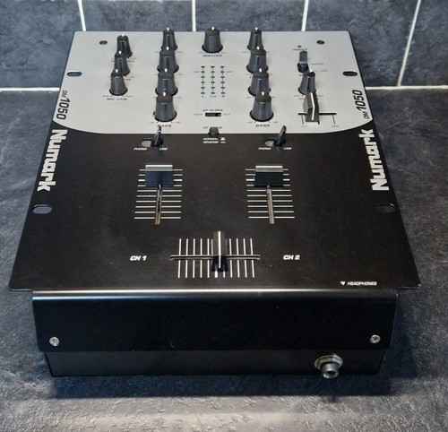 Numark dm1050 mixer - mixer, untested