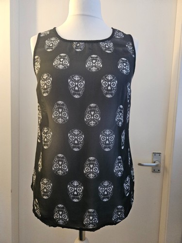 Unbranded black skull shapes - black,