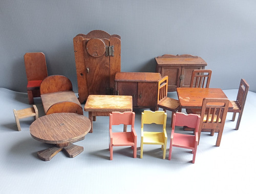 Vintage wooden dolls house - vintage,