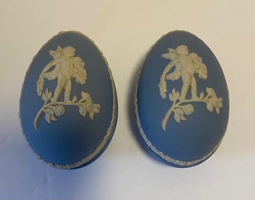 Pair wedgwood jasperware - pair,