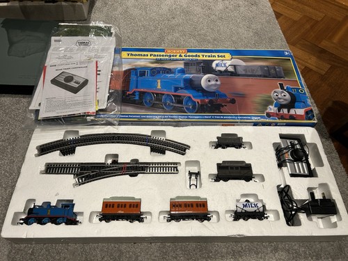 Hornby thomas passenger - hornby,