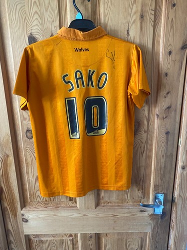 Signed sako wolves - signed, 10'