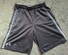 Men's Under Armour Shorts with pockets - Medium - Bundle 2 Pairs (black & grey)