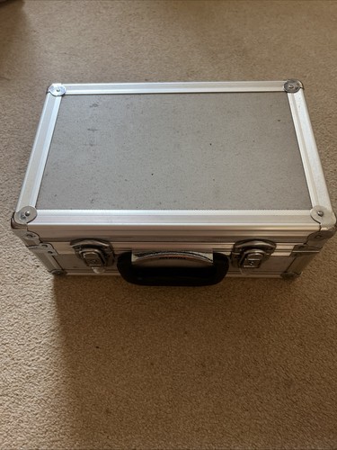 Aluminium flight case 22 - 34, x