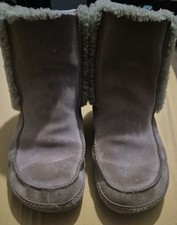 FITFLOP MUKLUK MOC CUFF SHORTY SIZE 6.5 BEIGE SUEDE SHEARLING BOOTS 