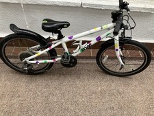 Frog 52 Kids' Bike Iconic Spotty Design