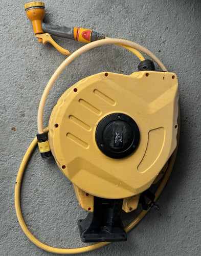 Retractable wall mounted hose - retractable,