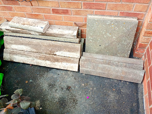 Pier caps edging - &,