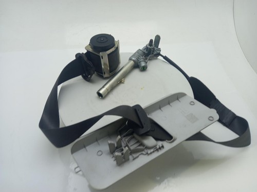 Vauxhall corsa seat belt - seat,