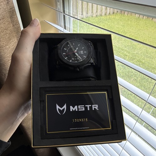 Mstr black analog quartz watch - black,