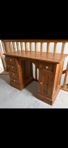 Solid pine desk dressing - pine,