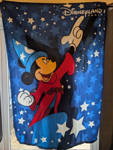 Disneyland paris mickey mouse - disneyland,
