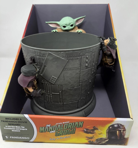 Star wars mandalorian and - mandalorian,