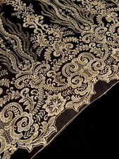1 Meter Cream/Gold Diamond