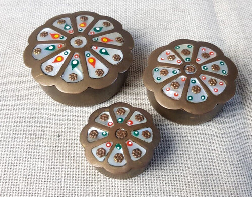 Brass mother of pearl - mother,