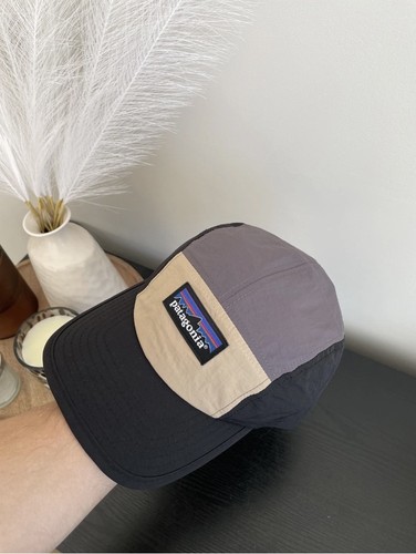 Bnwt patagonia panel cap one - patagonia,