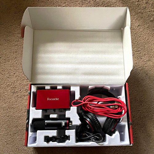 Focusrite scarlett solo studio - scarlett,