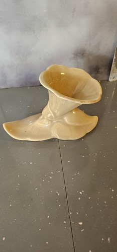 Small vintage beswick - small, vase