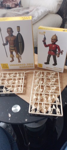 Italeri hat zulu wars - ,