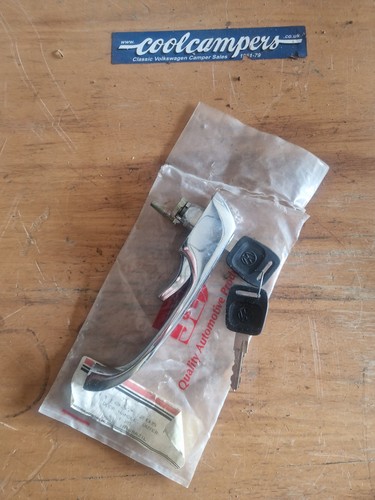 Baywindow cab door handle - cab,